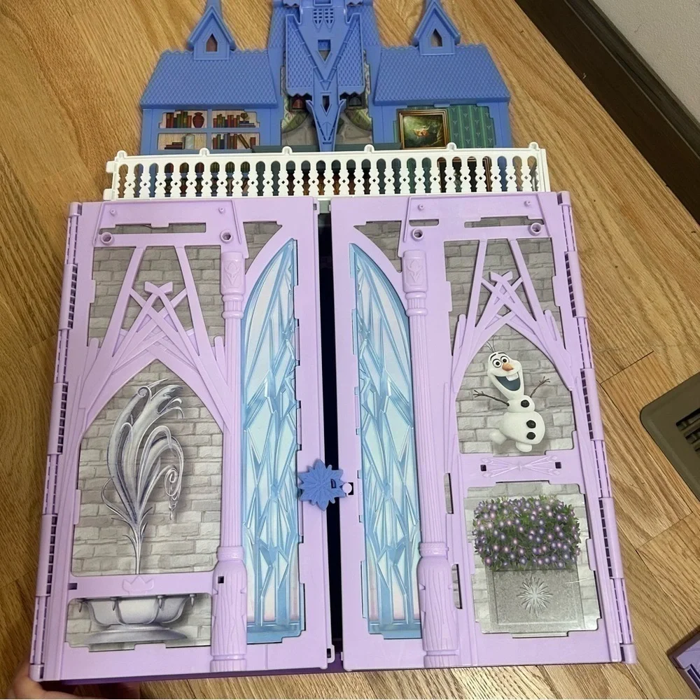 Disney Frozen Fold & Go Arendelle Castle Doll House Kids Toy Elsa Anna Blue